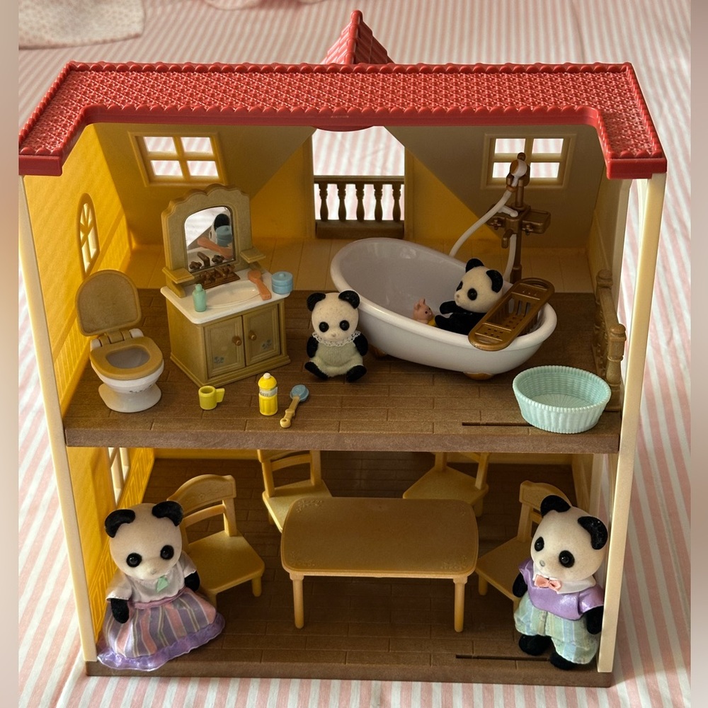 Price Drop!! Calico Critters red roof cottage with accessories